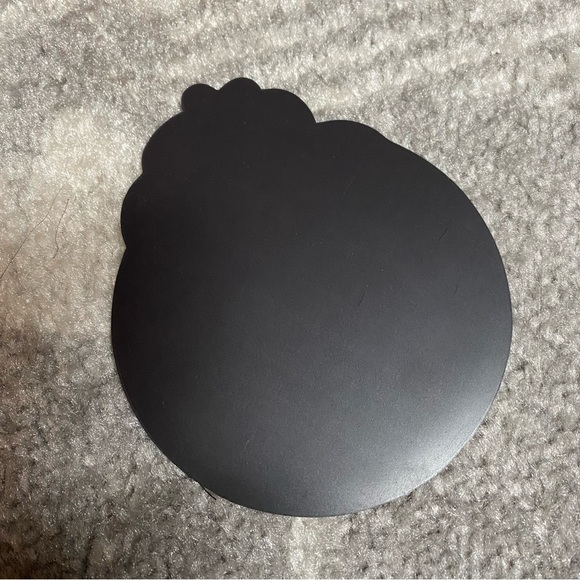 Disney Annual Passholder Chef Minnie Mouse EPCOT Food and Wine Festival Magnet - Picture 2 of 2